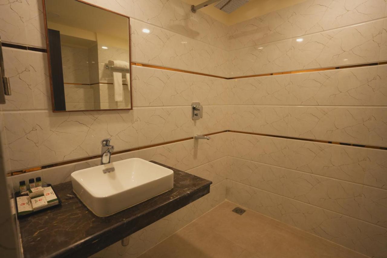 Hotel Cp Palace Patna  Exterior photo