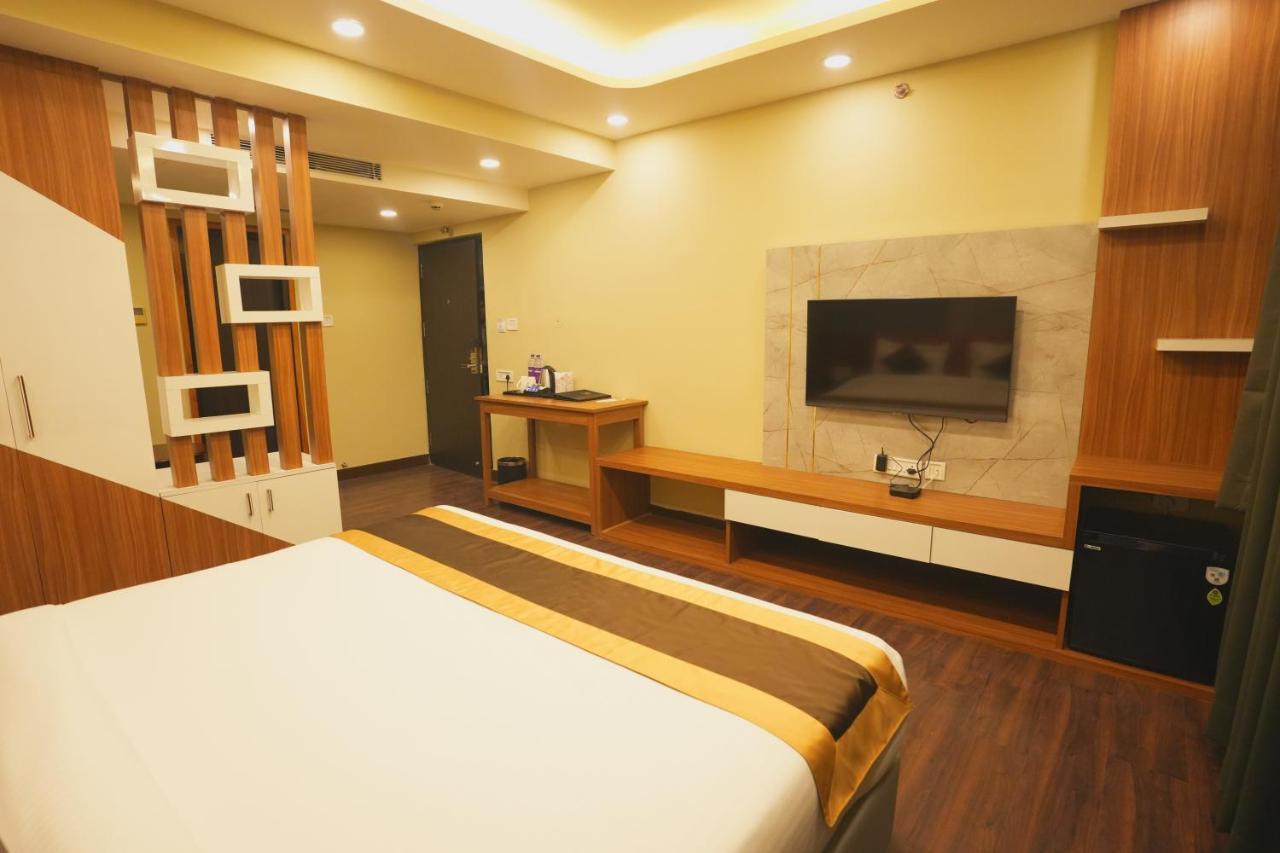 Hotel Cp Palace Patna  Exterior photo
