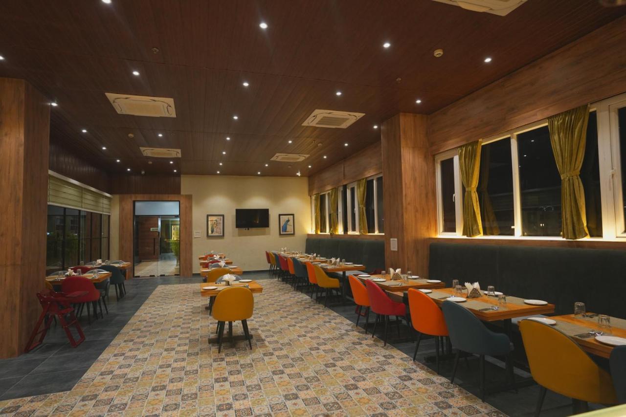 Hotel Cp Palace Patna  Exterior photo