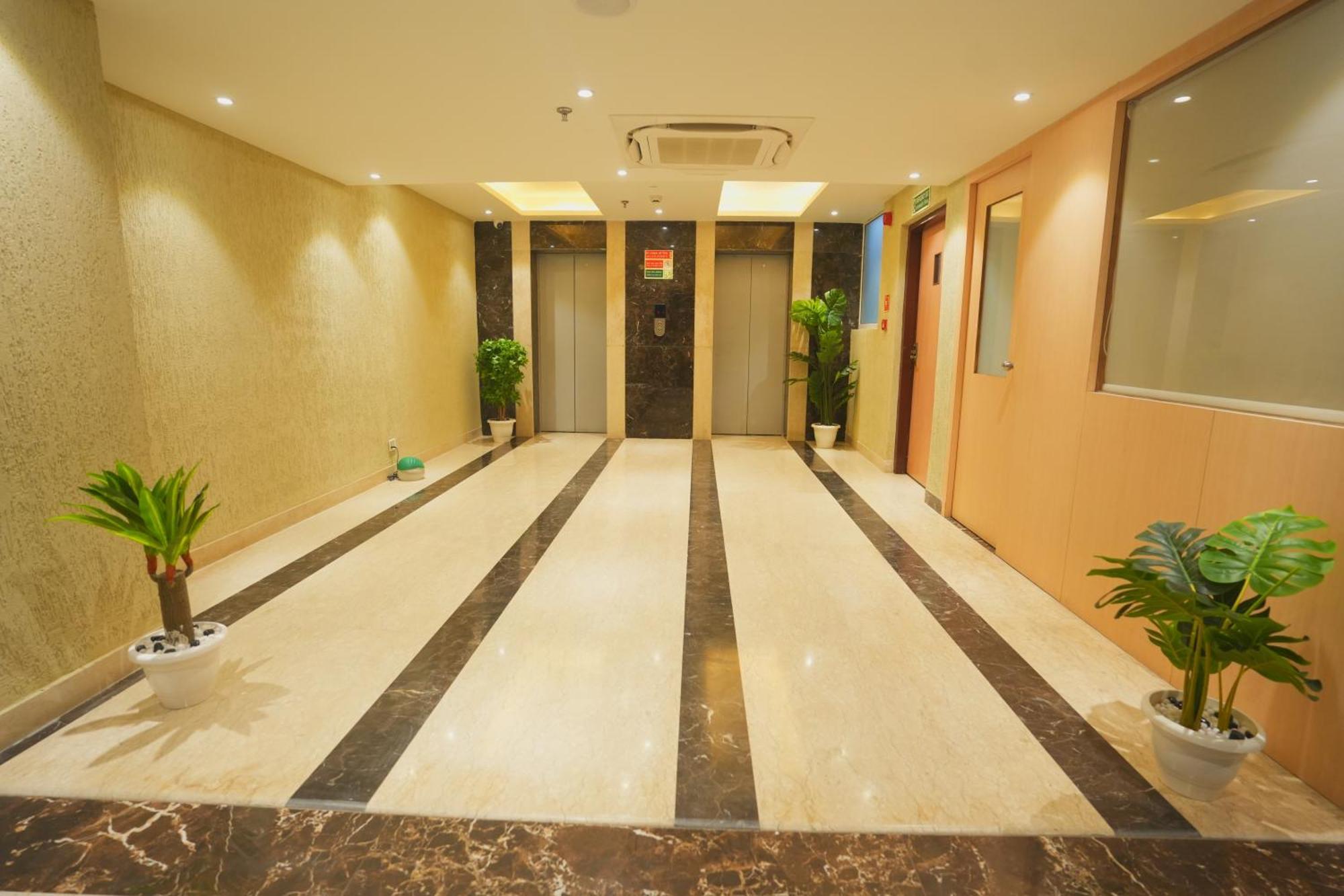 Hotel Cp Palace Patna  Exterior photo
